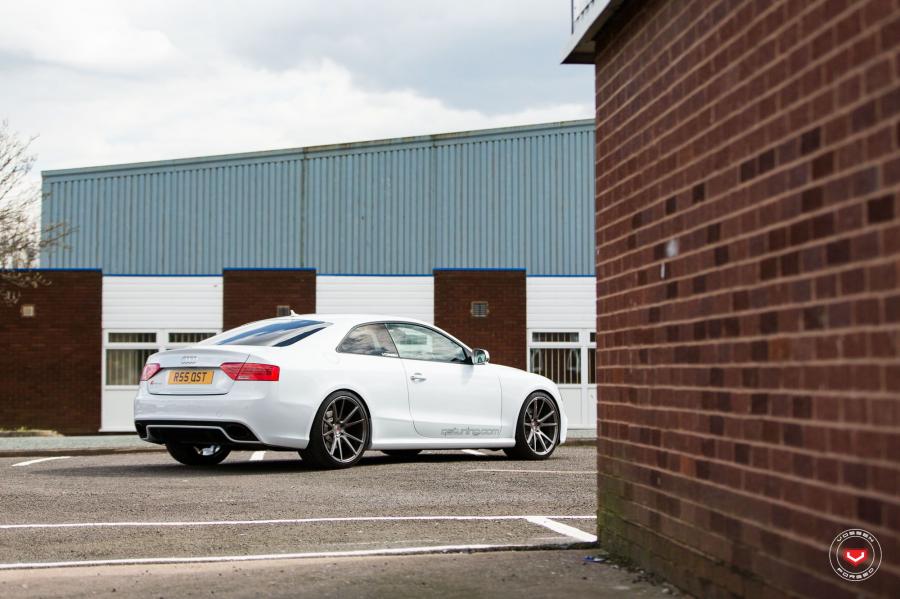  Audi RS5 Coupe on Vossen Wheels (VPS-301) 2017 года  (фото 44 из 48)